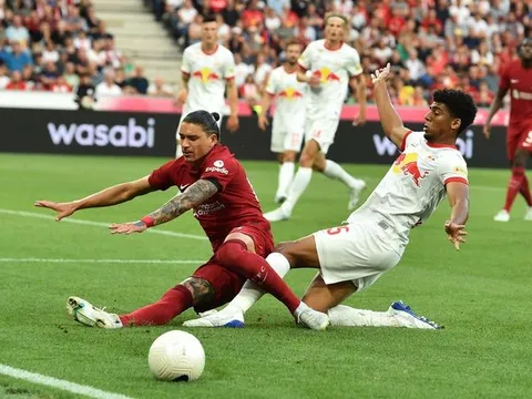 5 điểm nhấn Salzburg 1-0 Liverpool: Kỳ lạ bom tấn; Tân binh hứa hẹn