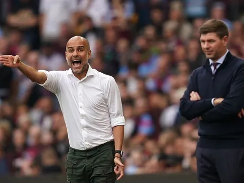 Trọng tài thừa nhận sai sót ở trận Villa vs Man City