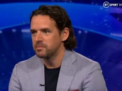 Owen Hargreaves đã xác định xong tân binh đầu tiên của M.U