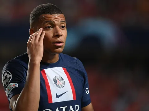 "1 lời đề nghị hấp dẫn dành cho Mbappe"
