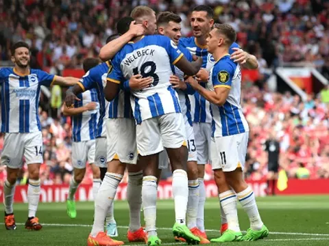 Brighton chế nhạo Man Utd