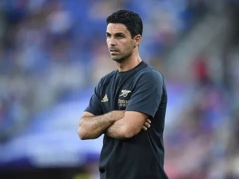 Arsenal vừa có hai nước đi đúng đắn trên TTCN