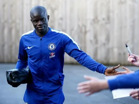 Vì 2 bom tấn, Inter gặp khó trong việc mua "nhà vô địch" của Chelsea