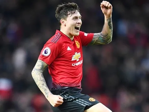 Van der Sar nói Quỷ đỏ thiếu thủ lĩnh, sao Man Utd liền tiến cử bản thân