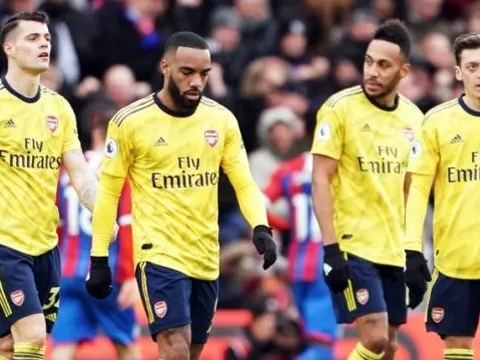 10 bản hợp đồng đắt giá nhất của Arsene Wenger thể hiện ra sao?