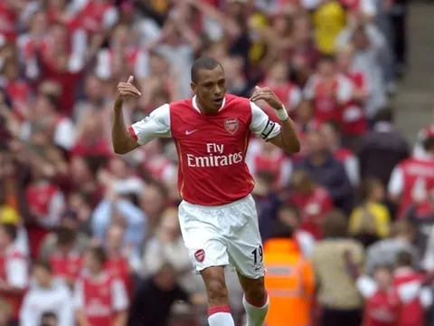 10 cầu thủ Brazil vĩ đại nhất Premier League: Chiến thần của Pep