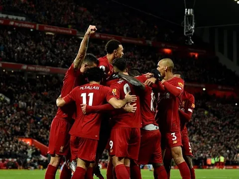 10 CLB hay nhất châu Âu hiện tại: Liverpoool hủy diệt; 'A German Team'