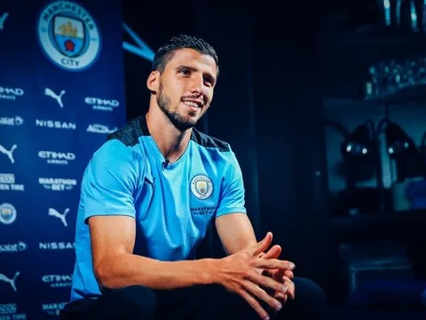 10 CLB mua sắm mạnh mẽ nhất châu Âu Hè này: 2 đại gia Premier League dẫn đầu