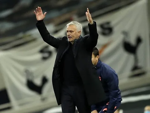 10 con số đặc biệt sau vòng 5 EPL: Thầy trò Jose Mourinho 'làm nền'