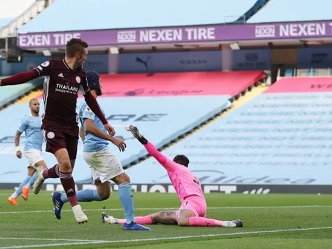 10 con số đặc biệt trận Man City 2-5 Leicester: Vardy hơn cả Messi