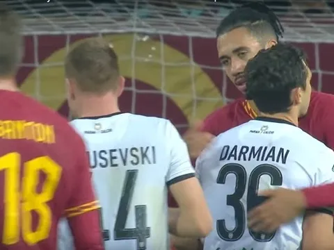 10 hình ảnh ấn tượng tại Serie A trong 24 giờ qua: Sao Man Utd hội ngộ