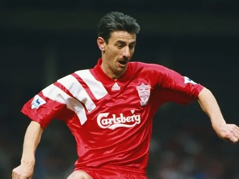 10 nhân vật bóng đá nổi tiếng sinh ngày 20/10: Huyền thoại Liverpool, sao Juventus