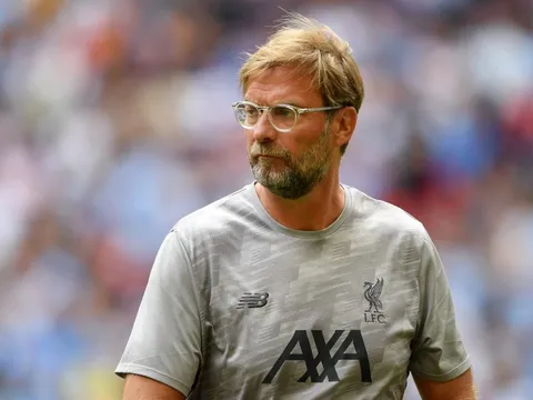 10 thống kê đặc biệt sau vòng 15 EPL: Klopp vẫn thua Mourinho