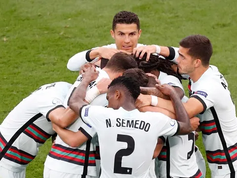 10 thống kê Hungary 0-3 Bồ Đào Nha: Ngả mũ trước Ronaldo!