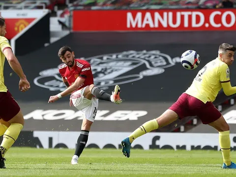 10 thống kê M.U 3-1 Burnley: Xuất hiện một "Carlos 2.0", và siêu dự bị