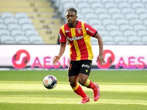 Hàng tiền vệ bấp bênh, Edu nhắm wonderkid Ligue 1 cho Arsenal