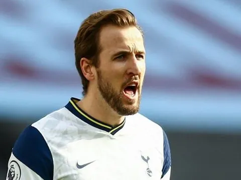 "Cậu ấy sẽ xem Cavani và Man United để quyết định tương lai"