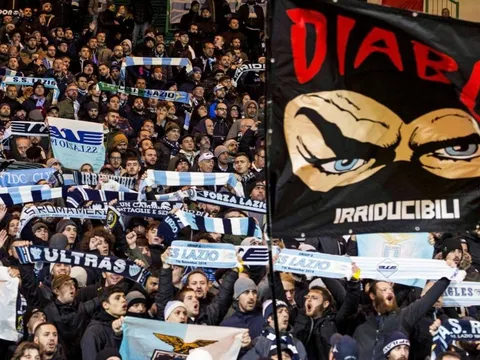 Nhiều CĐV đội khách bị đâm khi đến thành Rome xem bóng