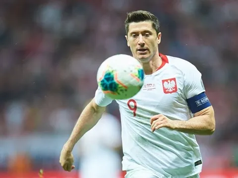 Chelsea quan tâm, HLV trưởng Bayern Munich nói rõ về tương lai của Lewandowski