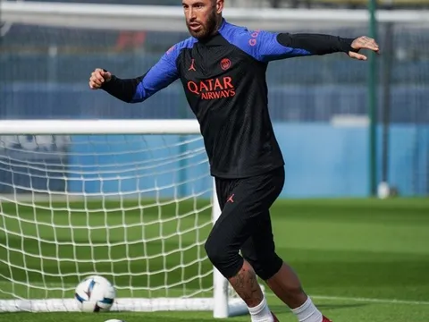 Trở lại PSG, Mbappe thể hiện đẳng cấp vượt trội