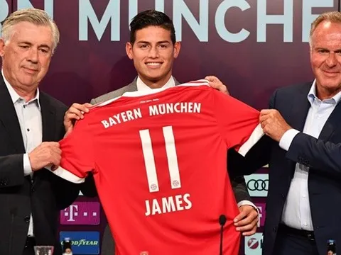 De Rossi về đội trẻ Roma vì chưa có bằng cấp