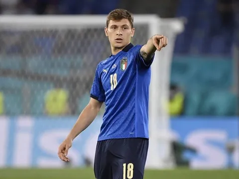 Dùng tấm băng thủ quân, Inter cản sao tuyển Ý gia nhập Liverpool