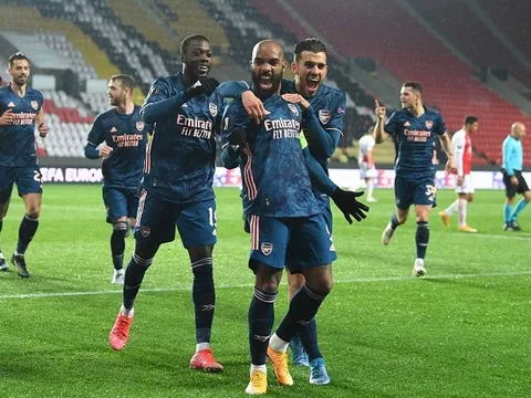 12 thống kê Slavia 0-4 Arsenal: Pepe quá đỉnh; "Họng pháo" hồi sinh