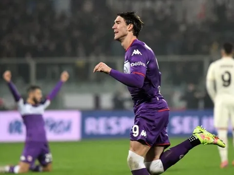 Dean Jones: Arsenal đã tìm thấy 2 tiền đạo phù hợp hơn Vlahovic