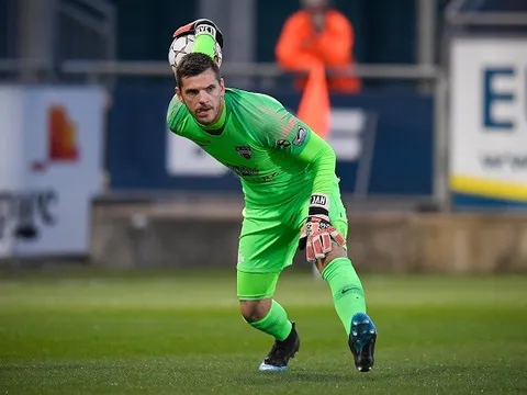 Lo Tottenham lấy mất ngôi sao, Ajax nhắm chiêu mộ ''người nhện'' Bỉ