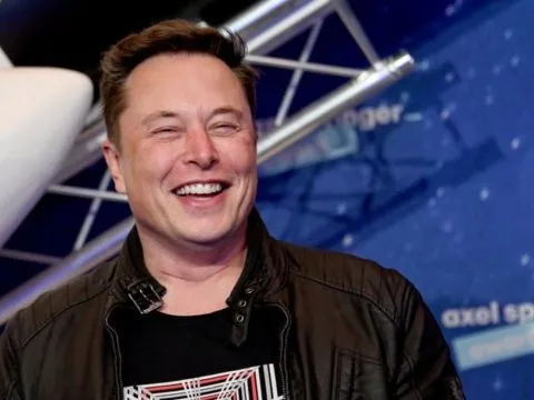 Elon Musk tuyên bố gây ngỡ ngàng vụ mua Man Utd