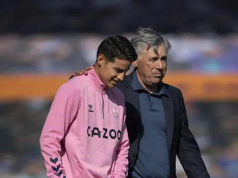 "James Rodriguez đã tuyệt vọng ở Real Madrid"