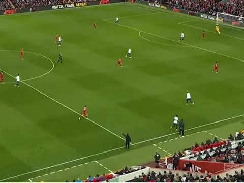"Tốt hơn nếu đến Tottenham, M.U là CLB quá lớn so với cậu ấy"