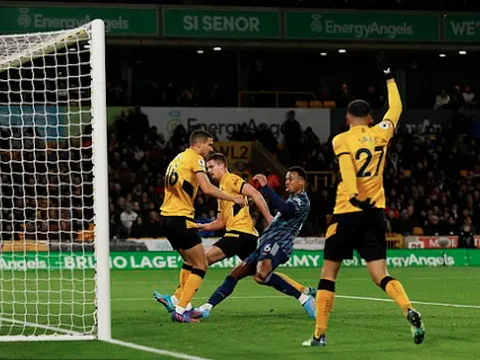 Nhọc nhằn vượt ải Wolves, cơ hội vào top 4 mở toang cho Arsenal