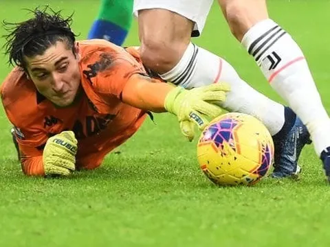 'Tôi phải nhắn cho mẹ ngay sau khi được đối đầu Buffon'