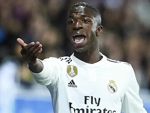 Bị Hazard "đô hộ", sao trẻ Real ra quyết định đầy bất ngờ