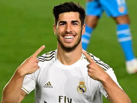 Người kế thừa Ronaldo: "Tôi đã có thể chơi cho Barcelona"