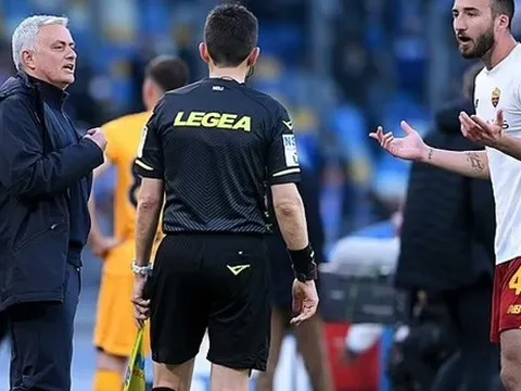 Mourinho gây xúc động vì tưởng nhớ Maradona