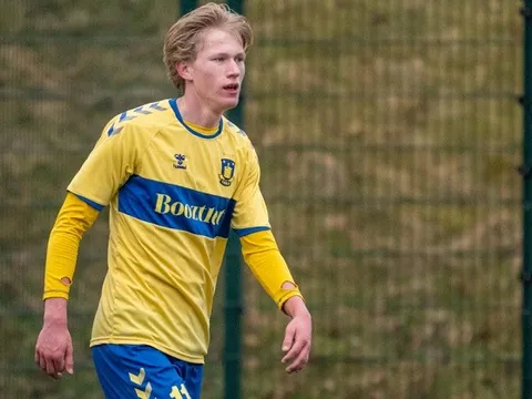 Chelsea dẫn đầu cuộc đua cho 'Kevin De Bruyne mới'