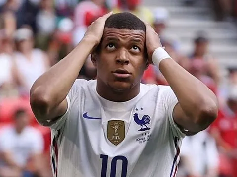 "Mbappe đã yêu cầu rời PSG"