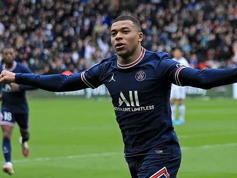PSG tiếp tục có động thái mới giữ chân Mbappe