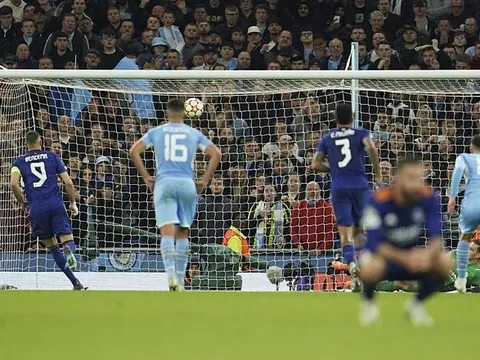 Thắng Real Madrid, Man City mất nhiều hơn được
