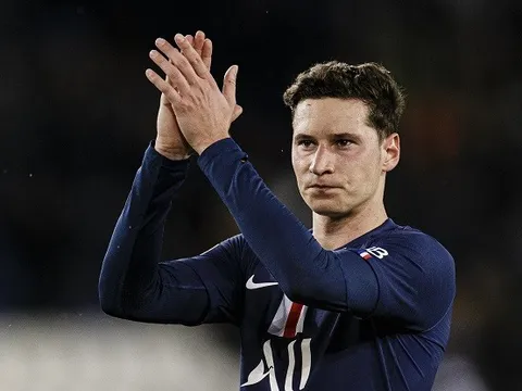 Leverkusen được liên hệ với 'người thừa' của PSG, sếp lớn nói gì?