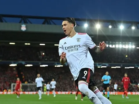 Thương vụ Nunez báo hiệu mùa hè khốc liệt dành cho Man Utd