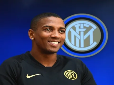 "Tôi không muốn ở lại Man Utd thêm một năm và đóng vai trò bé nhỏ"