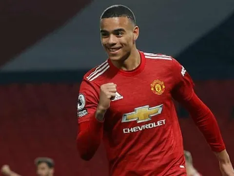 Thay vì để Greenwood đá chính, Man Utd nên thâu tóm cầu thủ "nguy hiểm chết người"