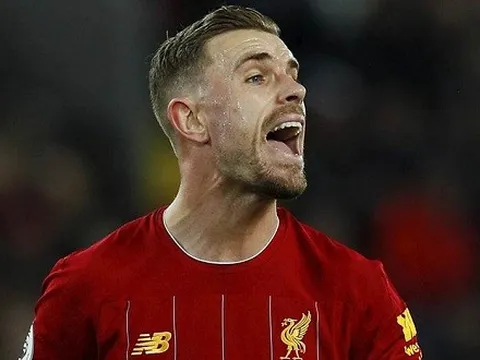 Đánh bại Watford, thủ quân Liverpool cán cột mốc chỉ 3 huyền thoại từng đạt đến
