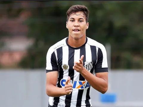 Juventus tham vọng, quyết thâu tóm thần đồng bóng đá Brazil