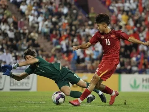 U17 Việt Nam hạ đẹp Thái Lan; Công Phượng không cứu nổi HAGL