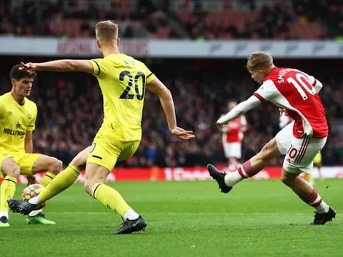 "Đôi cánh thiên thần" giúp Arsenal một chân bước vào top 4