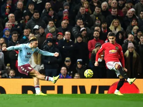 Sao Villa lập siêu phẩm, đến De Gea cũng phải bó tay